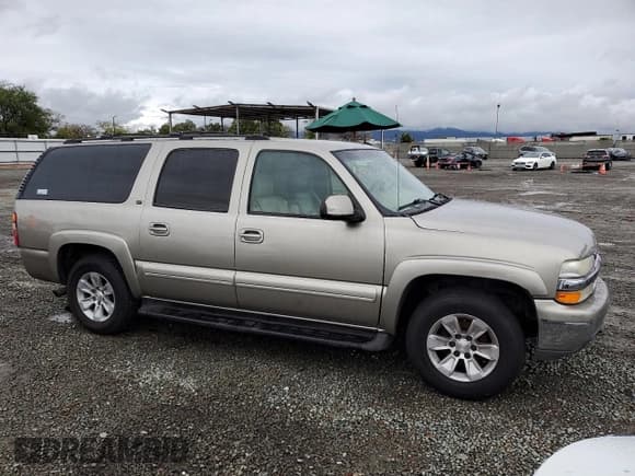 ✅ 2003 Chevrolet Suburban Z71 • VIN: 3GNFK16Z43G283381 • Лот: 51475695. Опубликован ранее на Copart с пробегом 416 067 миль. Бесплатный доступ к архиву аукционных продаж из США и подробный отчёт об истории автомобиля на DreamBid. Изображение 4.