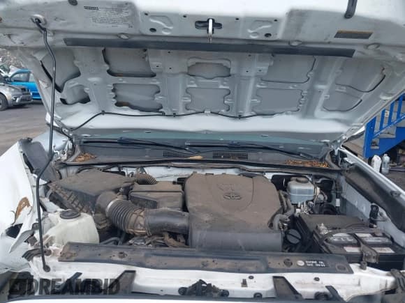 ✅ 2017 Toyota Tacoma TRD Sport • VIN: 3TMCZ5AN6HM120792 • Lot: 43463796. Listed on IAAI with 112,007 mi. Free auction sales archive from the USA and detailed vehicle history report at DreamBid. Image 10.