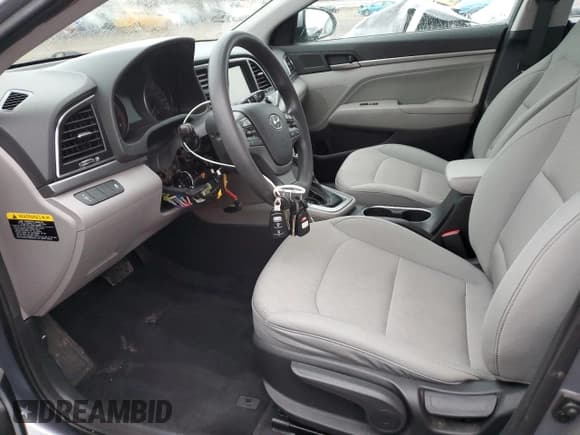 ✅ 2017 Hyundai Elantra Value Edition • VIN: 5NPD84LF3HH065294 • Лот: 89825205. Опубликован ранее на Copart с пробегом 83 372 миль. Бесплатный доступ к архиву аукционных продаж из США и подробный отчёт об истории автомобиля на DreamBid. Изображение 7.