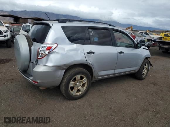 ✅ 2010 Toyota RAV4 • VIN: JTMZF4DV1A5025917 • Лот: 81991755. Опубликован ранее на Copart с пробегом Не указан. Бесплатный доступ к архиву аукционных продаж из США и подробный отчёт об истории автомобиля на DreamBid. Изображение 3.