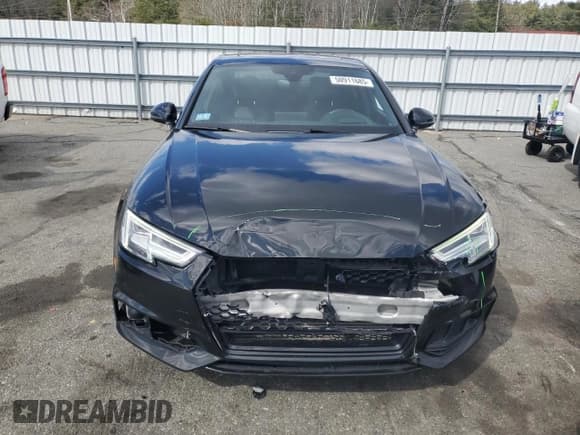 ✅ 2018 Audi A4 Prestige • VIN: WAUFNAF41JN014485 • Лот: 50911685. Опубликован ранее на Copart с пробегом 119 578 миль. Бесплатный доступ к архиву аукционных продаж из США и подробный отчёт об истории автомобиля на DreamBid. Изображение 5.