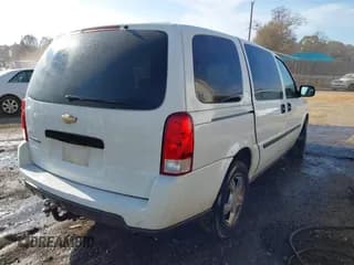 ✅ 2008 Chevrolet Uplander LS • VIN: 1GNDV23118D149290 • Lot: 43764708. Listed on IAAI with 121,860 mi. Free auction sales archive from the USA and detailed vehicle history report at DreamBid. Image 4.