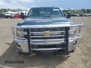 ✅ 2015 Chevrolet Silverado 2500HD LT • VIN: 1GC1KVEG9FF115185 • Lot: 64144065. Wystawiony na Copart z przebiegiem 276 381 mil. Bezpłatny archiwum sprzedaży aukcyjnych z USA i szczegółowy raport historii pojazdu na DreamBid. Zdjęcie 5.