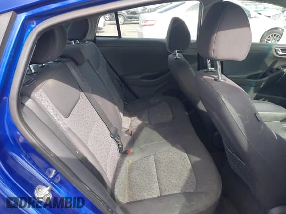 ✅ 2019 Hyundai Ioniq Blue • VIN: KMHC65LC7KU145204 • Lot: 41493466. Wystawiony na IAAI z przebiegiem 113 131 mil. Bezpłatny archiwum sprzedaży aukcyjnych z USA i szczegółowy raport historii pojazdu na DreamBid. Zdjęcie 8.