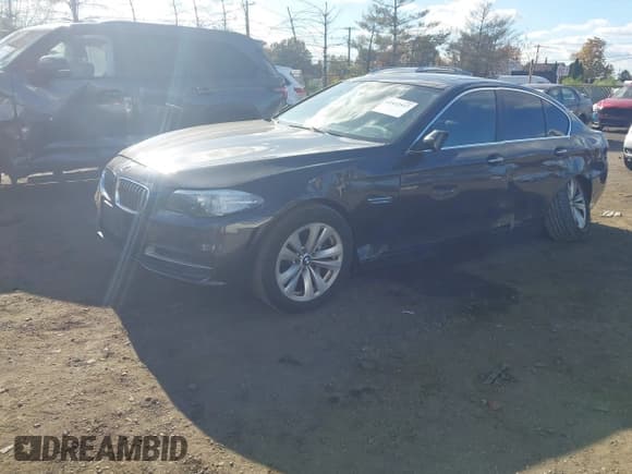 ✅ 2014 BMW 5 Series 535i xDrive • VIN: WBA5B3C56ED537672 • Lot: 43532517. Listed on IAAI with 59,966 mi. Free auction sales archive from the USA and detailed vehicle history report at DreamBid. Image 17.
