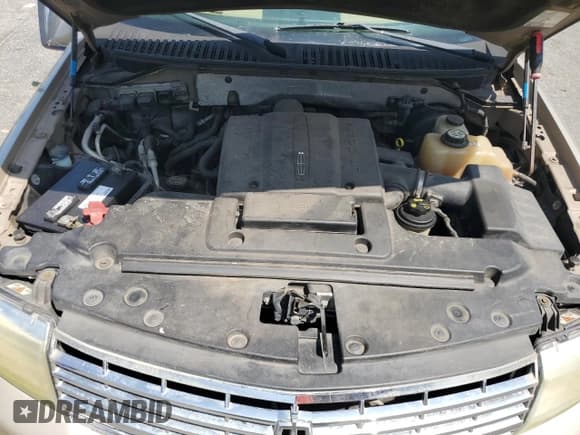 ✅ 2007 Lincoln Navigator • VIN: 5LMFU27567LJ16638 • Lot: 69961075. Wystawiony na Copart z przebiegiem 363 269 mil. Bezpłatny archiwum sprzedaży aukcyjnych z USA i szczegółowy raport historii pojazdu na DreamBid. Zdjęcie 11.