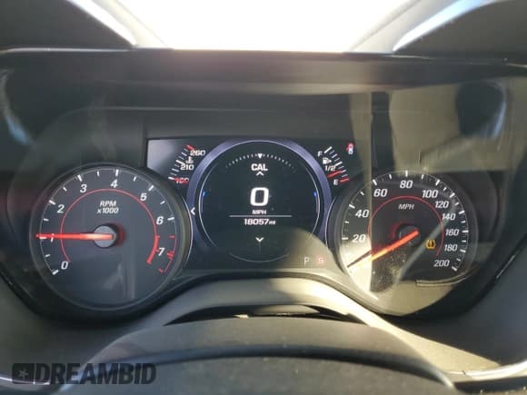 ✅ 2019 Chevrolet Camaro 1SS • VIN: 1G1FF1R7XK0111486 • Lot: 92022585. Wystawiony na Copart z przebiegiem 18 057 mil. Bezpłatny archiwum sprzedaży aukcyjnych z USA i szczegółowy raport historii pojazdu na DreamBid. Zdjęcie 9.