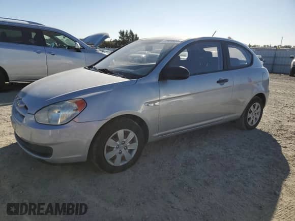 2008 Hyundai Accent GS с VIN KMHCM36C08U073616, выставлен на аукционе Copart как лот 78101524 с пробегом 82 979 миль миль и Чистый • Clean title. История ставок и продаж доступна на DreamBid. Изображение 1.