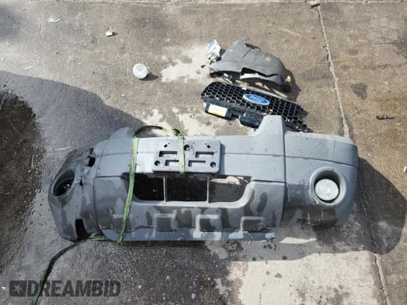 ✅ 2007 Ford Escape Hybrid • VIN: 1FMYU59H67KC04650 • Lot: 80708435. Listed on Copart with 220,383 mi. Free auction sales archive from the USA and detailed vehicle history report at DreamBid. Image 13.