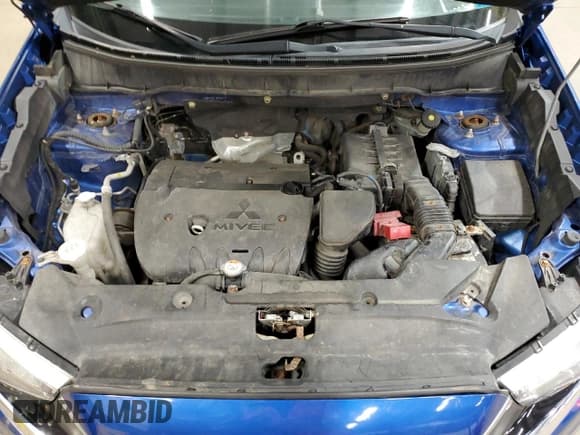 ✅ 2016 Mitsubishi Outlander ES • VIN: JA4AR3AWXGZ042352 • Lot: 92882835. Wystawiony na Copart z przebiegiem 109 589 mil. Bezpłatny archiwum sprzedaży aukcyjnych z USA i szczegółowy raport historii pojazdu na DreamBid. Zdjęcie 12.