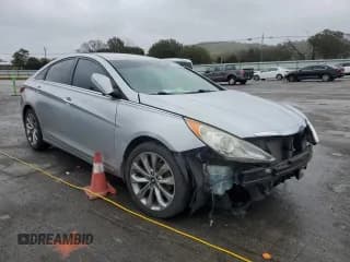 ✅ 2013 Hyundai Sonata SE • VIN: 5NPEC4AB7DH536456 • Lot: 90293105. Listed on Copart with 151,549 mi. Free auction sales archive from the USA and detailed vehicle history report at DreamBid. Image 4.