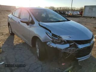 ✅ 2019 Chevrolet Cruze LS • VIN: 1G1BC5SM6K7137265 • Lot: 68894832. Listed on Copart with Not provided. Free auction sales archive from the USA and detailed vehicle history report at DreamBid. Image 4.