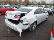 ✅ 2010 Lexus ES 330 • VIN: JTHBK1EG0A2378662 • Lot: 43629565. Wystawiony na IAAI z przebiegiem 205 390 mil. Bezpłatny archiwum sprzedaży aukcyjnych z USA i szczegółowy raport historii pojazdu na DreamBid. Zdjęcie 4.