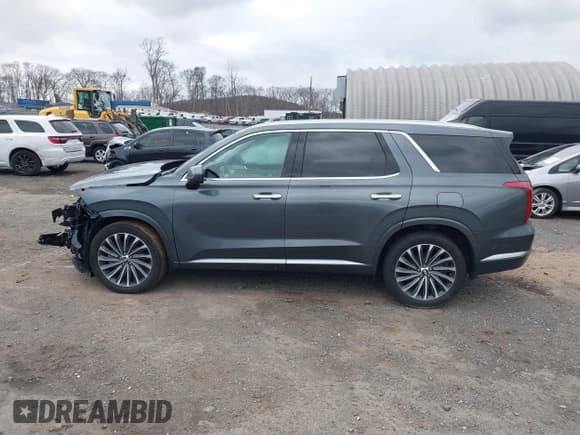 ✅ 2023 Hyundai Palisade Calligraphy • VIN: KM8R7DGE9PU539825 • Лот: 41201944. Опубликован ранее на IAAI с пробегом 23 411 миль. Бесплатный доступ к архиву аукционных продаж из США и подробный отчёт об истории автомобиля на DreamBid. Изображение 13.