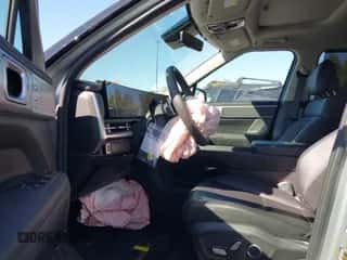 2024 Hyundai Santa Fe Limited с VIN 5NMP44GL4RH035602, выставлен на аукционе IAAI как лот 41637192 с пробегом 12 071 миль миль и . История ставок и продаж доступна на DreamBid. Изображение 5.