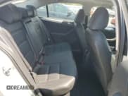 ✅ 2011 Volkswagen Jetta SEL • VIN: 3VWLZ7AJ3BM304133 • Lot: 65052145. Wystawiony na Copart z przebiegiem 123 917 mil. Bezpłatny archiwum sprzedaży aukcyjnych z USA i szczegółowy raport historii pojazdu na DreamBid. Zdjęcie 10.