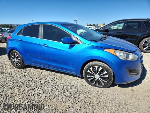 ✅ 2017 Hyundai Elantra • VIN: KMHD35LH5HU352398 • Lot: 89535535. Listed on Copart with 139,228 mi. Free auction sales archive from the USA and detailed vehicle history report at DreamBid. Image 4.