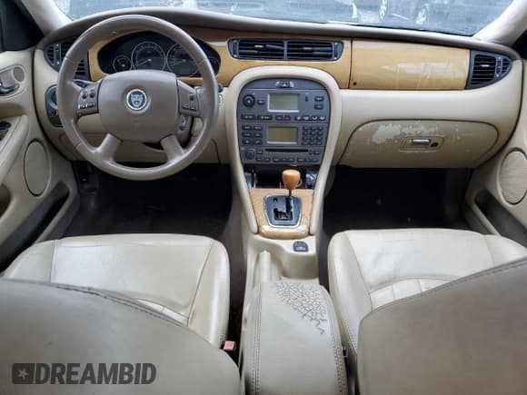 ✅ 2007 Jaguar X-Type • VIN: SAJWA51A87WJ05146 • Lot: 89642945. Wystawiony na Copart z przebiegiem Nie podano. Bezpłatny archiwum sprzedaży aukcyjnych z USA i szczegółowy raport historii pojazdu na DreamBid. Zdjęcie 9.