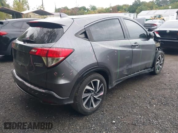 ✅ 2019 Honda HR-V Sport • VIN: 3CZRU6H13KG714922 • Lot: 43438115. Wystawiony na IAAI z przebiegiem 95 374 mil. Bezpłatny archiwum sprzedaży aukcyjnych z USA i szczegółowy raport historii pojazdu na DreamBid. Zdjęcie 4.