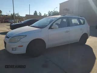 2010 Hyundai Elantra GLS с VIN KMHDC8AE2AU052625, выставлен на аукционе Copart как лот 82588815 с пробегом 393 653 миль миль и Списание • Salvage title. История ставок и продаж доступна на DreamBid. Изображение 1.