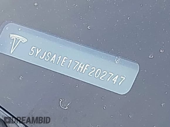 ✅ 2017 Tesla Model S 60 • VIN: 5YJSA1E17HF202747 • Lot: 43808471. Listed on IAAI with 86,966 mi. Free auction sales archive from the USA and detailed vehicle history report at DreamBid. Image 9.