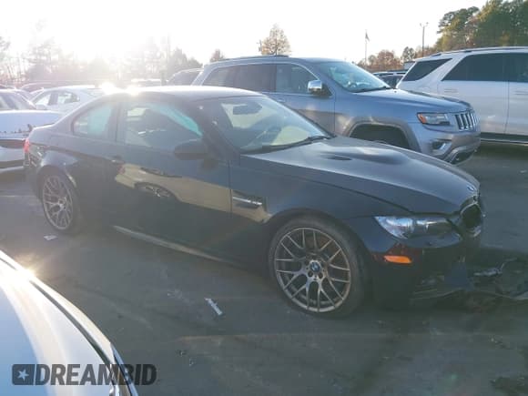 ✅ 2013 BMW M3 • VIN: WBSKG9C56DJ594991 • Лот: 43612592. Опубликован ранее на IAAI с пробегом 35 475 миль. Бесплатный доступ к архиву аукционных продаж из США и подробный отчёт об истории автомобиля на DreamBid. Изображение 1.