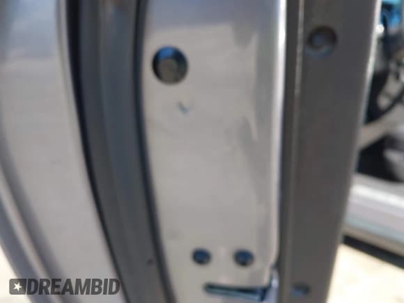 ✅ 2007 Ford Mustang Deluxe • VIN: 1ZVFT80N075279472 • Lot: 43406077. Listed on IAAI with 121,202 mi. Free auction sales archive from the USA and detailed vehicle history report at DreamBid. Image 9.