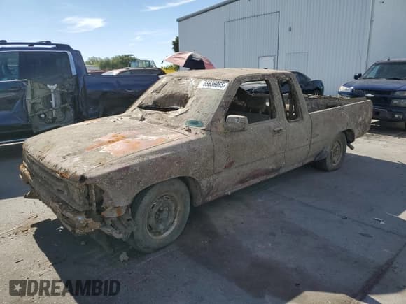 ✅ 1991 Toyota Pickup SR5 • VIN: JT4VN93G3M5019722 • Lot: 65636965. Wystawiony na Copart z przebiegiem Nie podano. Bezpłatny archiwum sprzedaży aukcyjnych z USA i szczegółowy raport historii pojazdu na DreamBid. Zdjęcie 1.