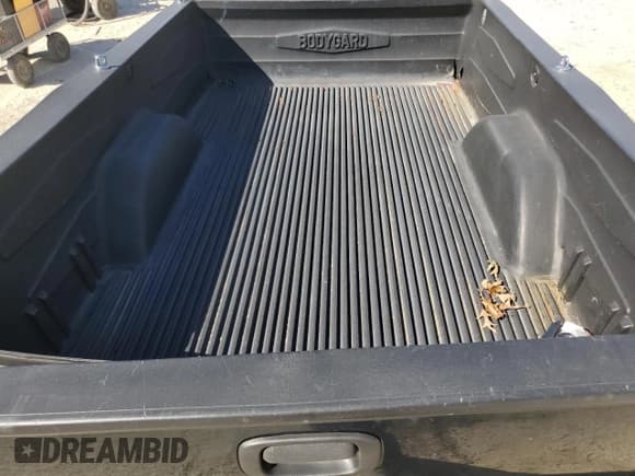 ✅ 2001 Chevrolet Silverado 1500 • VIN: 1GCEC14W71Z291174 • Лот: 84805115. Опубликован ранее на Copart с пробегом 118 923 миль. Бесплатный доступ к архиву аукционных продаж из США и подробный отчёт об истории автомобиля на DreamBid. Изображение 10.