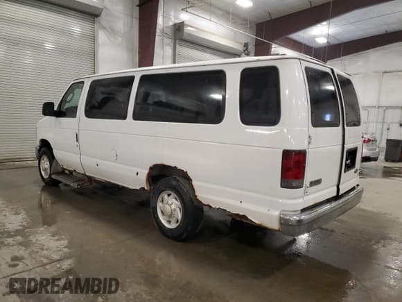 ✅ 2008 Ford Econoline Cargo Commercial • VIN: 1FTNS24W08DB59809 • Lot: 47029395. Listed on Copart with 88,007 mi. Free auction sales archive from the USA and detailed vehicle history report at DreamBid. Image 2.