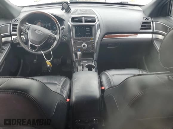 ✅ 2017 Ford Explorer Platinum • VIN: 1FM5K8HT1HGC59348 • Lot: 57861135. Listed on Copart with 116,163 mi. Free auction sales archive from the USA and detailed vehicle history report at DreamBid. Image 8.