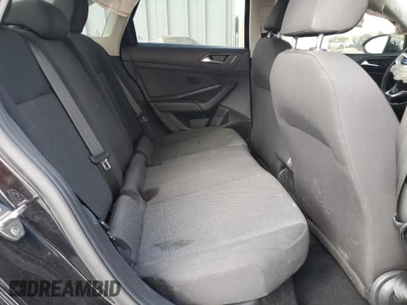 ✅ 2019 Volkswagen Jetta S • VIN: 3VWN57BU9KM227815 • Lot: 89543765. Wystawiony na Copart z przebiegiem 77 853 mil. Bezpłatny archiwum sprzedaży aukcyjnych z USA i szczegółowy raport historii pojazdu na DreamBid. Zdjęcie 10.