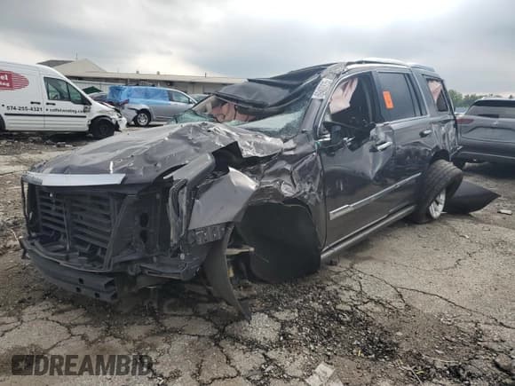 ✅ 2015 Cadillac Escalade Premium • VIN: 1GYS4NKJ3FR539534 • Lot: 69405875. Wystawiony na Copart z przebiegiem Nie podano. Bezpłatny archiwum sprzedaży aukcyjnych z USA i szczegółowy raport historii pojazdu na DreamBid. Zdjęcie 1.