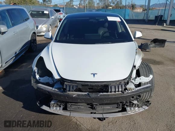 ✅ 2022 Tesla Model 3 Long Range • VIN: 5YJ3E1EB4NF341442 • Lot: 43572240. Wystawiony na IAAI z przebiegiem 47 719 mil. Bezpłatny archiwum sprzedaży aukcyjnych z USA i szczegółowy raport historii pojazdu na DreamBid. Zdjęcie 13.