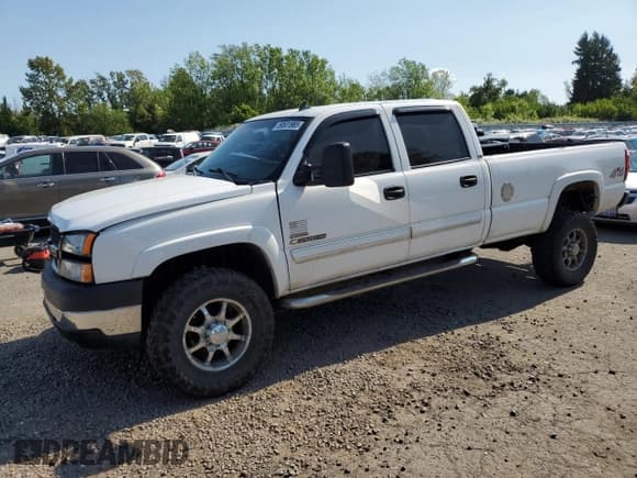 ✅ 2006 Chevrolet Silverado 2500HD LT3 • VIN: 1GCHK23D46F191371 • Lot: 59501965. Wystawiony na Copart z przebiegiem 157 537 mil. Bezpłatny archiwum sprzedaży aukcyjnych z USA i szczegółowy raport historii pojazdu na DreamBid. Zdjęcie 1.