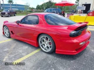 ✅ 1993 Mazda RX-7 • VIN: JM1FD3315P0200774 • Lot: 42379603. Wystawiony na IAAI z przebiegiem Nie podano. Bezpłatny archiwum sprzedaży aukcyjnych z USA i szczegółowy raport historii pojazdu na DreamBid. Zdjęcie 3.