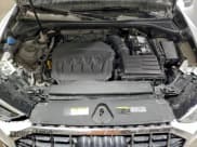 ✅ 2025 Audi Q3 S line Premium • VIN: WA1DECF3XS1021743 • Lot: 94355815. Wystawiony na Copart z przebiegiem 24 879 mil. Bezpłatny archiwum sprzedaży aukcyjnych z USA i szczegółowy raport historii pojazdu na DreamBid. Zdjęcie 12.