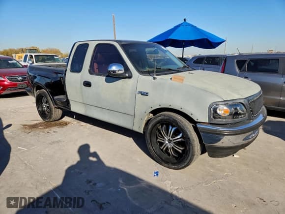 ✅ 1997 Ford F-150 • VIN: 1FTDX0761VKD48196 • Лот: 96678175. Опубликован ранее на Copart с пробегом 266 851 миль. Бесплатный доступ к архиву аукционных продаж из США и подробный отчёт об истории автомобиля на DreamBid. Изображение 4.