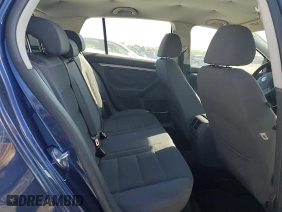 ✅ 2008 Volkswagen Rabbit S • VIN: WVWDA71K48W085702 • Lot: 54079515. Listed on Copart with 125,945 mi. Free auction sales archive from the USA and detailed vehicle history report at DreamBid. Image 10.