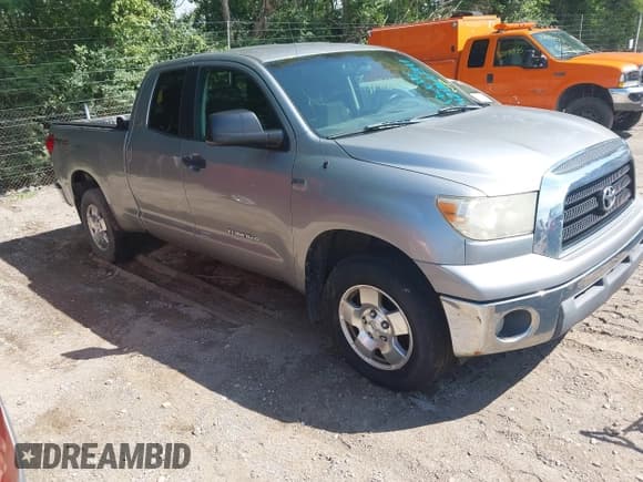 ✅ 2008 Toyota Tundra • VIN: 5TBBT54198S464454 • Lot: 42866841. Wystawiony na IAAI z przebiegiem 201 168 mil. Bezpłatny archiwum sprzedaży aukcyjnych z USA i szczegółowy raport historii pojazdu na DreamBid. Zdjęcie 1.