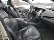 ✅ 2014 Kia Cadenza Premium • VIN: KNALN4D75E5120252 • Lot: 44543654. Wystawiony na Copart z przebiegiem 188 338 mil. Bezpłatny archiwum sprzedaży aukcyjnych z USA i szczegółowy raport historii pojazdu na DreamBid. Zdjęcie 7.