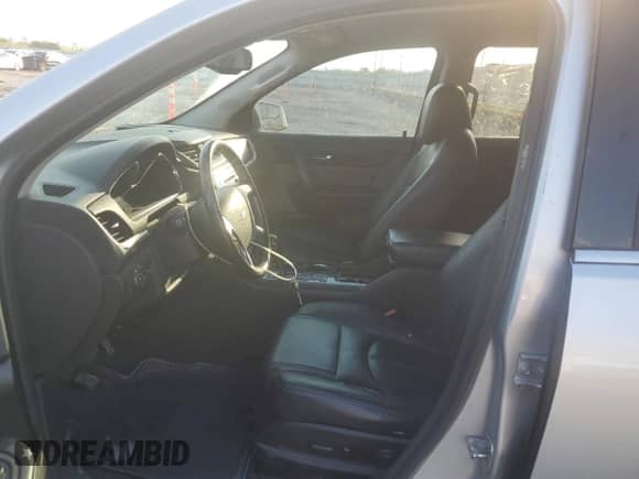 2017 Chevrolet Traverse LT с VIN 1GNKRHKD2HJ241925, выставлен на аукционе Copart как лот 87108395 с пробегом 155 015 миль миль и Списание • Salvage title. История ставок и продаж доступна на DreamBid. Изображение 7.