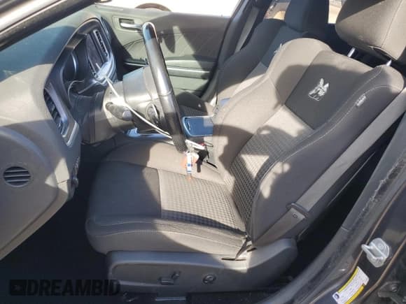 ✅ 2019 Dodge Charger Scat Pack • VIN: 2C3CDXGJ3KH756885 • Лот: 87224055. Опубликован ранее на Copart с пробегом 48 604 миль. Бесплатный доступ к архиву аукционных продаж из США и подробный отчёт об истории автомобиля на DreamBid. Изображение 7.