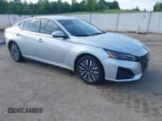 ✅ 2024 Nissan Altima SV • VIN: 1N4BL4DV5RN410084 • Lot: 42212043. Listed on IAAI with 26,119 mi. Free auction sales archive from the USA and detailed vehicle history report at DreamBid. Image 1.