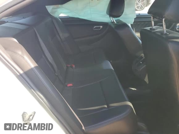 ✅ 2016 Ford Police Interceptor • VIN: 1FAHP2MK0GG142250 • Lot: 71936015. Listed on Copart with 67,303 mi. Free auction sales archive from the USA and detailed vehicle history report at DreamBid. Image 10.