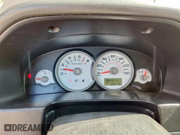 ✅ 2006 Ford Escape XLS • VIN: 1FMYU02Z26KB66967 • Lot: 69556315. Listed on Copart with 256,470 mi. Free auction sales archive from the USA and detailed vehicle history report at DreamBid. Image 9.