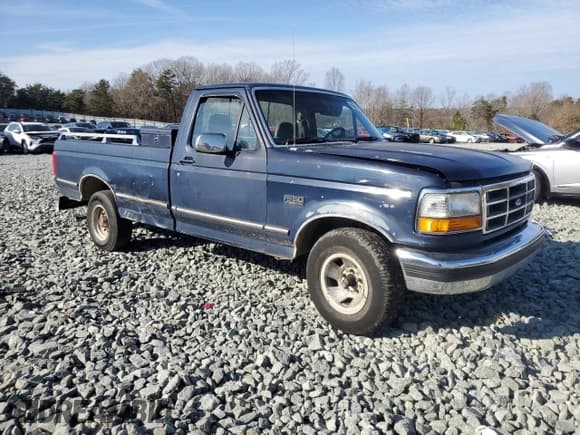 ✅ 1992 Ford F-150 • VIN: 1FTDF15H1NLA30439 • Лот: 86606974. Опубликован ранее на Copart с пробегом Не указан. Бесплатный доступ к архиву аукционных продаж из США и подробный отчёт об истории автомобиля на DreamBid. Изображение 4.