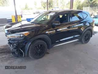 2017 Hyundai Tucson Sport z VIN KM8J3CA23HU315517, wystawiony jako IAAI lot #43437567 z przebiegiem 74 148 mil mil oraz . Historia ofert i sprzedaży dostępna na DreamBid. Obrazek 2.