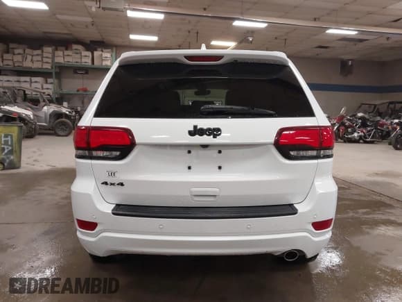 ✅ 2019 Jeep Grand Cherokee Altitude • VIN: 1C4RJFAG3KC838270 • Lot: 43490196. Wystawiony na IAAI z przebiegiem 87 496 mil. Bezpłatny archiwum sprzedaży aukcyjnych z USA i szczegółowy raport historii pojazdu na DreamBid. Zdjęcie 16.