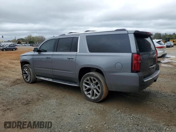 ✅ 2018 Chevrolet Suburban Premier • VIN: 1GNSCJKC5JR293962 • Lot: 50641835. Wystawiony na Copart z przebiegiem 137 598 mil. Bezpłatny archiwum sprzedaży aukcyjnych z USA i szczegółowy raport historii pojazdu na DreamBid. Zdjęcie 2.